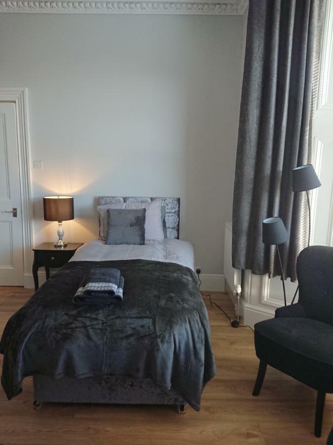 סטירלינג William Wallace Apartment מראה חיצוני תמונה