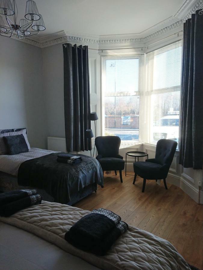 סטירלינג William Wallace Apartment מראה חיצוני תמונה