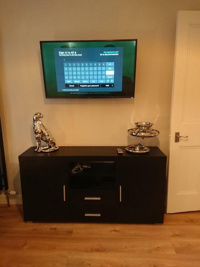 סטירלינג William Wallace Apartment מראה חיצוני תמונה