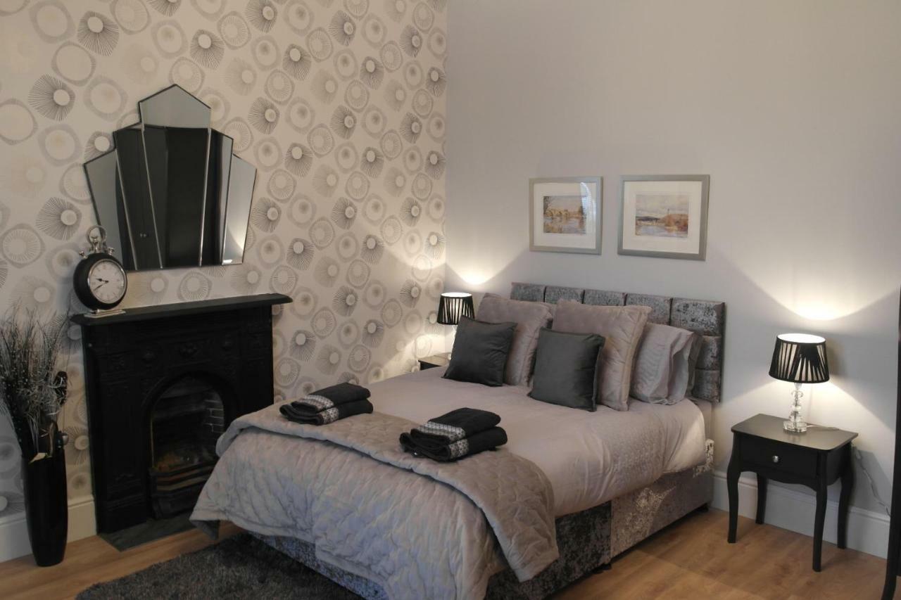 סטירלינג William Wallace Apartment מראה חיצוני תמונה