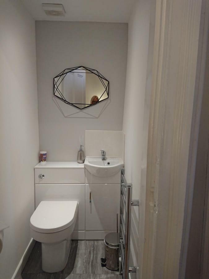סטירלינג William Wallace Apartment מראה חיצוני תמונה